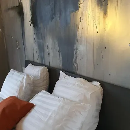 Artbnb Holiday home *