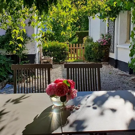 Holiday home Artbnb